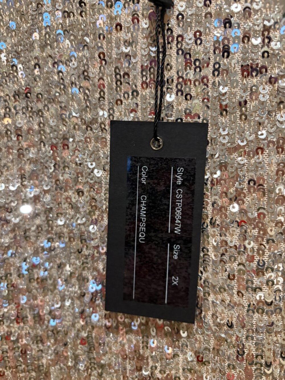 Cable & Gauge - PLUS SIZE - Sequin Top - Picture 4 of 4